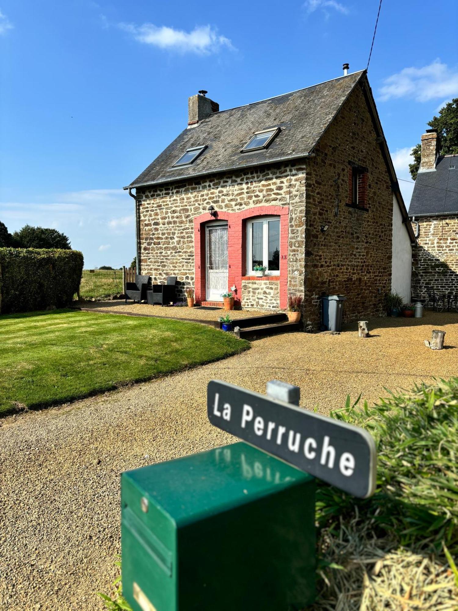 La Perruche Holiday Gite Heussé المظهر الخارجي الصورة